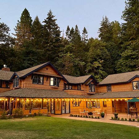 Mount Tom House Bed & Breakfast Harrisburg Екстериор снимка