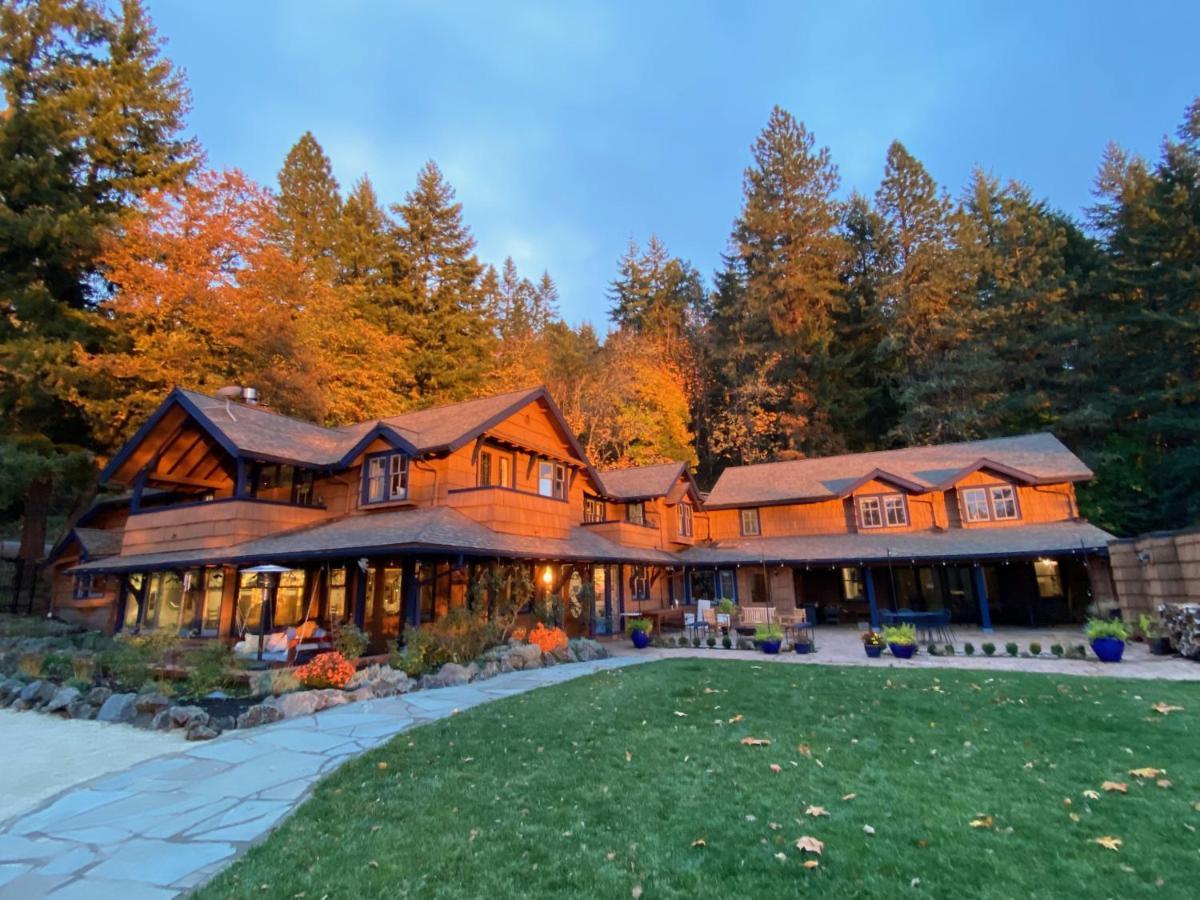 Mount Tom House Bed & Breakfast Harrisburg Екстериор снимка